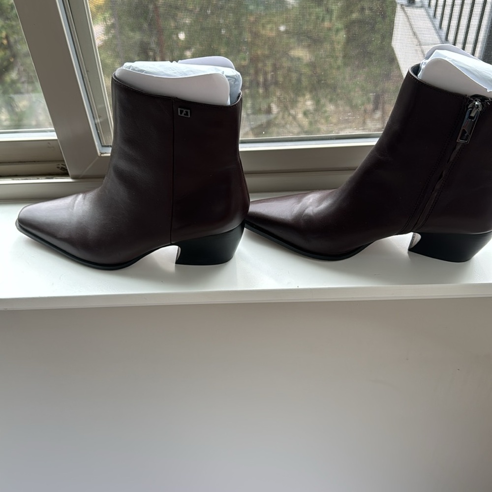 Franco Sarto Vivian Bootie in Brown Size 8M - Picture 2 of 13